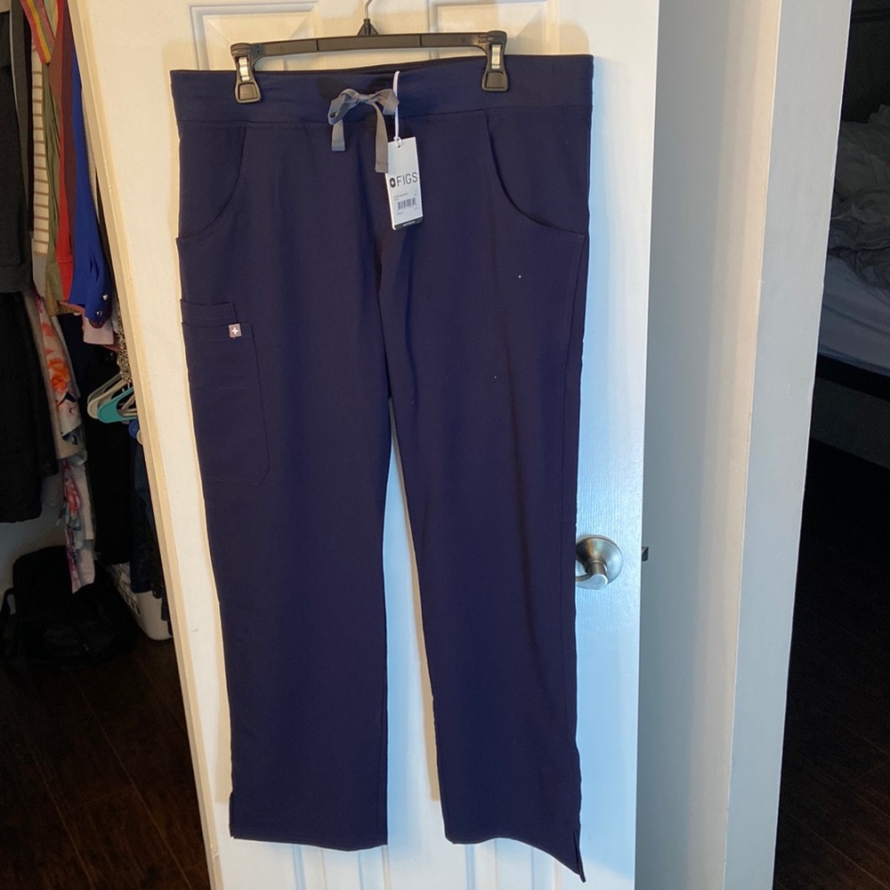 Figs Kade Cargo Scrub Pants
